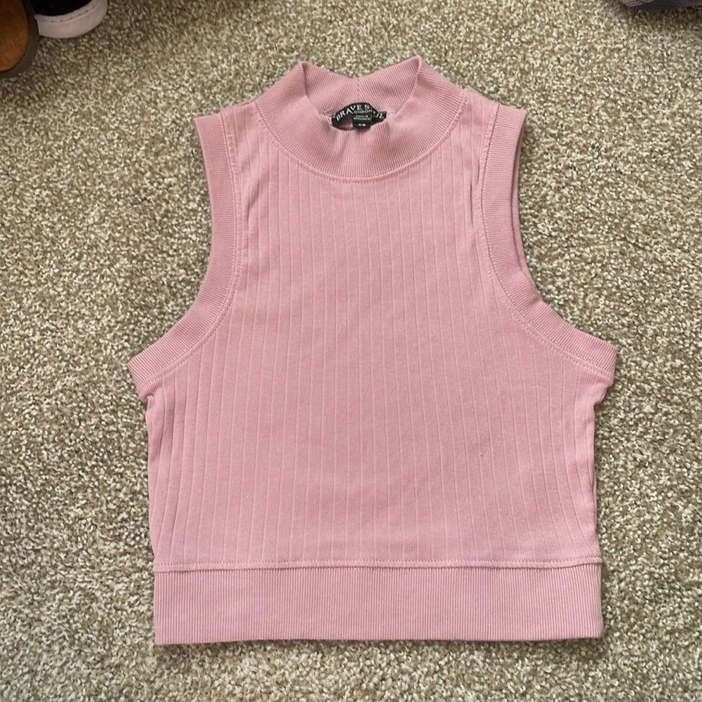 Light purple/pink tank!